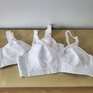 Pair of Womans Playtex Wireless Bras